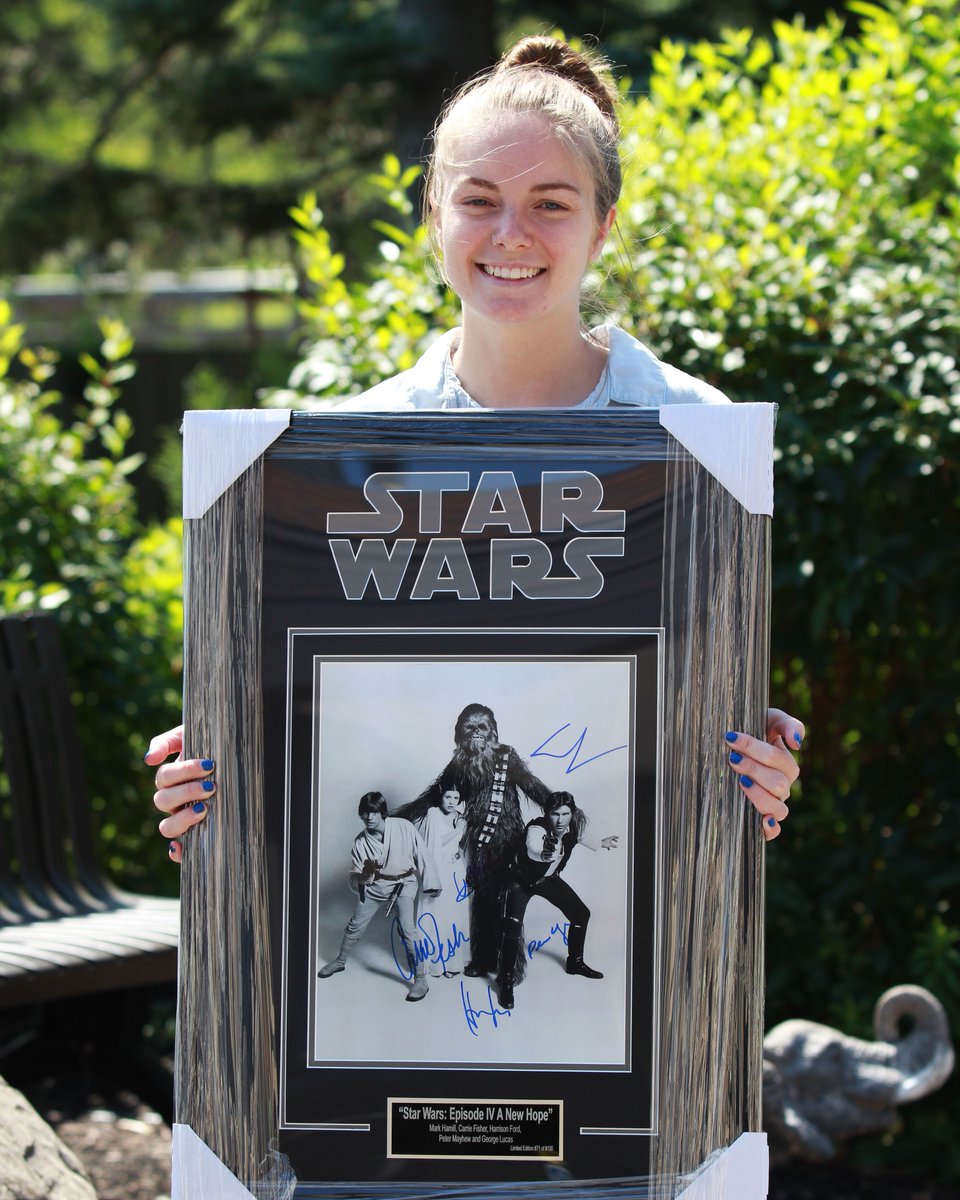 Featured Brew Silent Auction item: Rare Star Wars Episode IV photo signed by Mark Hamill, Carrie Fisher, Harrison Ford, Peter Mayhew & George Lucas. Browse & bid on this & more unique items at https://t.co/e0k8kC2hcg. May the force be w/ you! #syracusezoo #brewatthezoo #StarWars https://t.co/DuNJu57YpI