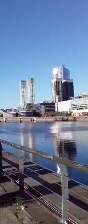 liyguedez's tweet photo. @YobaniQuintero Día 4:
"Puentes"
Cada puente conectan dos puntos, antes separados,  permitiendo que llegar a un destino sea posible. 
Hoy,, #ElRetodeYobani invita a publicar #puentes; comparto dos vistas de los puentes en #PuertoMadero, Buenos Aires, 🇦🇷, tomadas en #Dic2019

#FelizNoche 🌐 https://t.co/oTpMrV7l5l