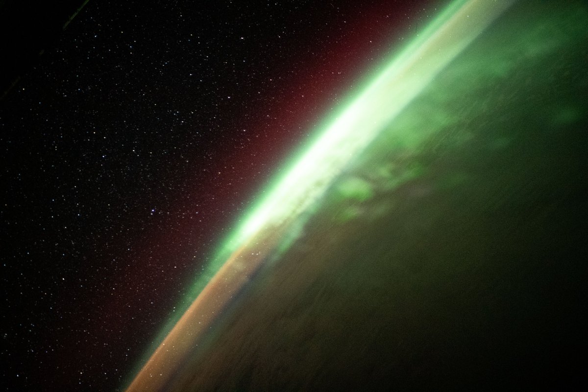 iss065e214231 (Aug. 2, 2021) --- The aurora australis streams across the Earth's atmosphere as the International Space Station orbited 271 miles above the southern Indian Ocean in between Asia and Antarctica.