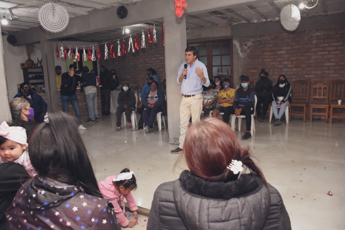 NORTE GRANDE 🤗

Con los vecinos y las vecinas de barrio Norte Grande charlamos sobre las propuestas que impulsamos y escuchamos sus pedidos.

Nuestra gente también sabe que la pandemia va a pasar y nosotros estamos preparados para seguir saliendo adelante juntos.

<a href="/ganasaltaok/">Ganasaltaok</a>