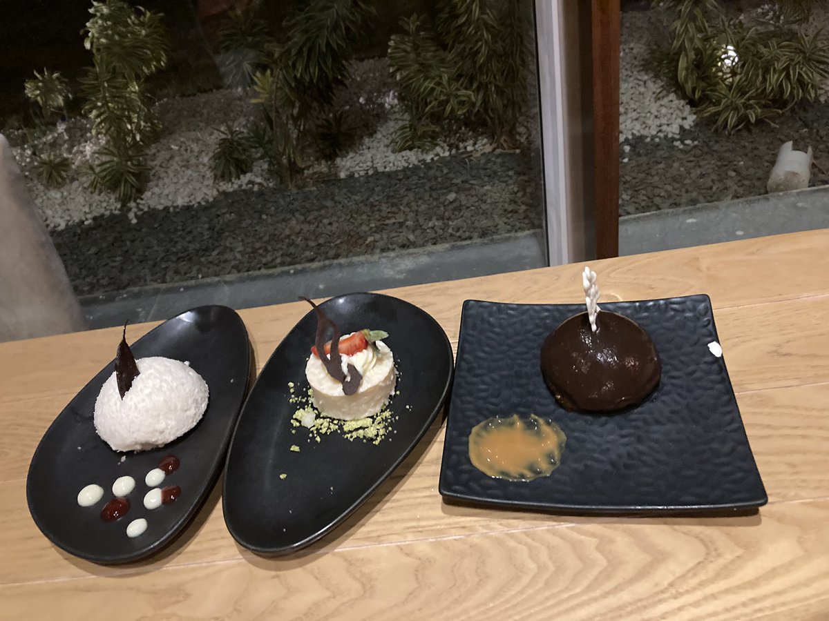 BrainerdMacKid's tweet photo. Best part of an all inclusive resort?  Being able to order 3 deserts! @MeliaCaribeRD #hosted     #MKatMeliaCaribeBeach     #SoulMatters https://t.co/aKmVut1TqK