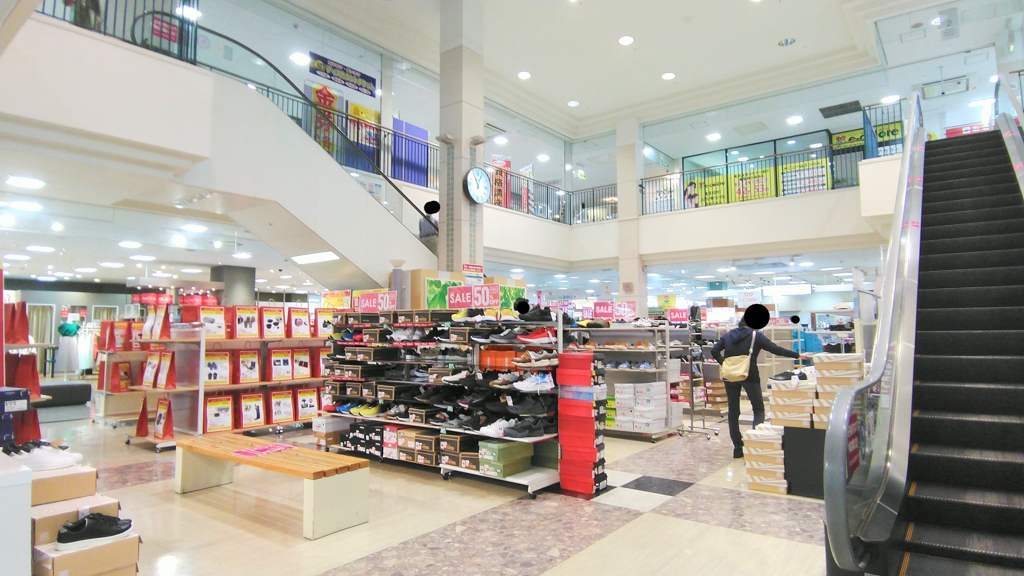 تويتر イオン旅日記 على تويتر イオン赤穂店 旧ジャスコ赤穂店 イオンと約５０の専門店 主なテナント ファミリーランド 四六時中 未来屋書店 キャンドゥ 他 ｊｒ播州赤穂駅の直ぐ側に立地 地元の人々ですごく賑わっていた 古き良き時代の商業施設です