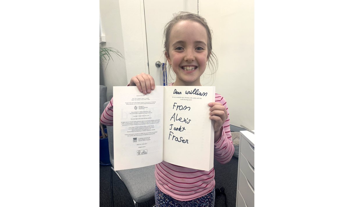 DrAdamFraser's tweet image. After our Education Week video it seems that people are now asking for Lexie&apos;s autograph! Oh and if your wondering, I&apos;m totally fine... #bruisedego #appledoesntfalltoofarfromthetree