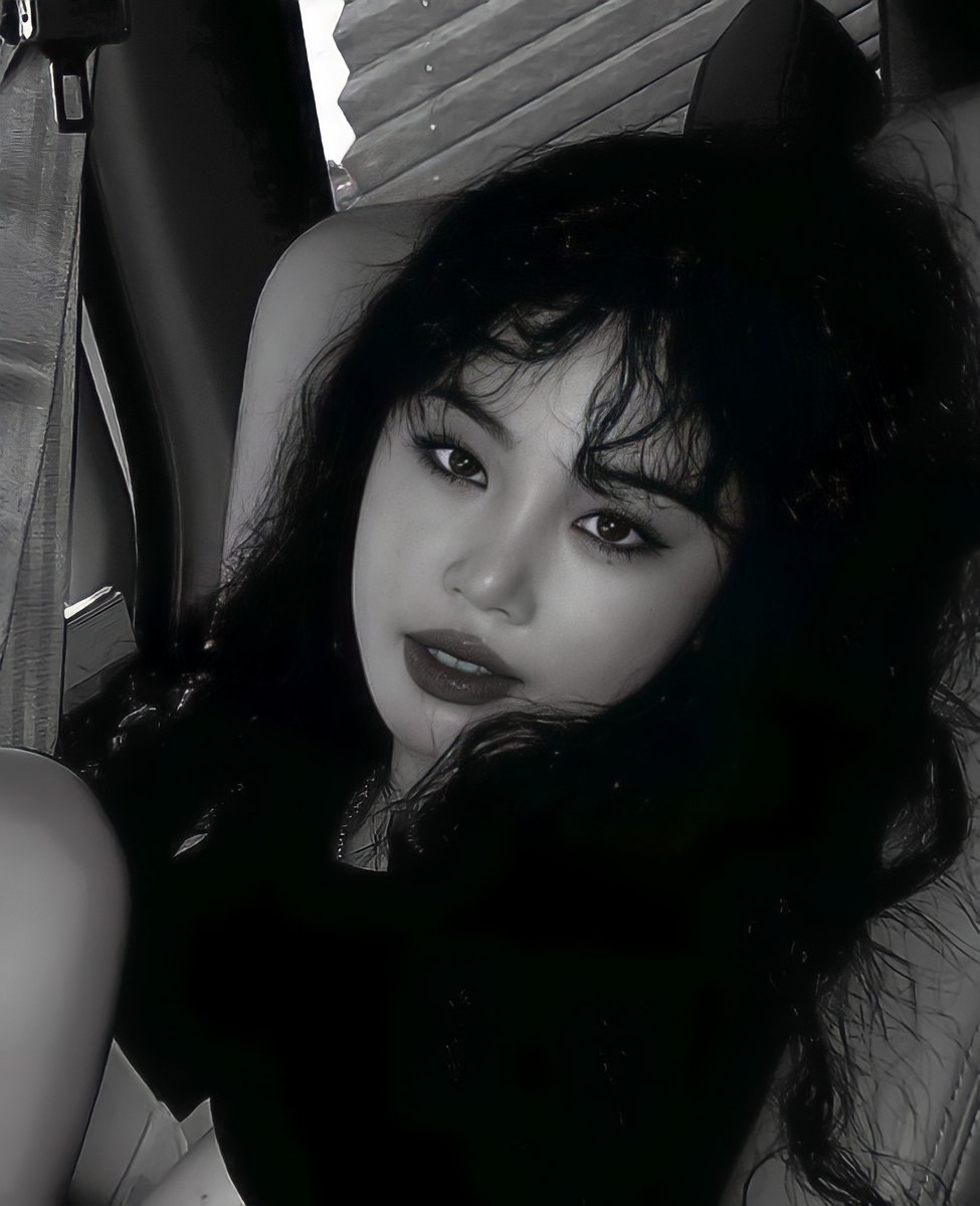 ᅟᅟᅟᅟᅟᅟᅟᅟᅟᅟᅟᅟ
   Dᴏɴ·ᴛ Yᴏᴜ Eᴠᴇʀ Lᴇᴀᴠᴇ Mᴇ ﹣ Hᴀɴᴏɪ Rᴏᴄᴋs.

ᅟᅟ    0:35 ━❍──────── -4:05
ᅟᅟᅟᅟᅟᅟᅟᅟ   ↻ ⊲ Ⅱ ⊳ ↺
ᅟᅟᅟᅟᅟᅟᅟᅟᅟᅟᅟᅟ