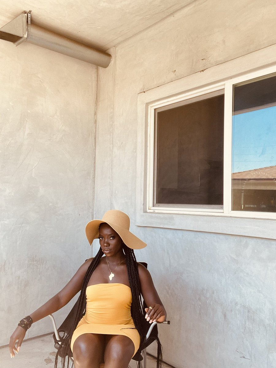 Queenfaziii's tweet photo. LA treating me well 
#LosAngeles #vacation https://t.co/0FASVWoynw
