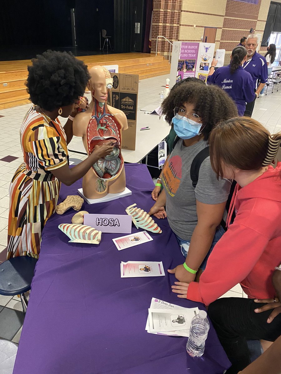 Maverick_Chef's tweet photo. Morton Ranch High School Calf Camp! FCCLA and HOSA were a hit! @MRHSMavericks https://t.co/2L30ph6ZXx