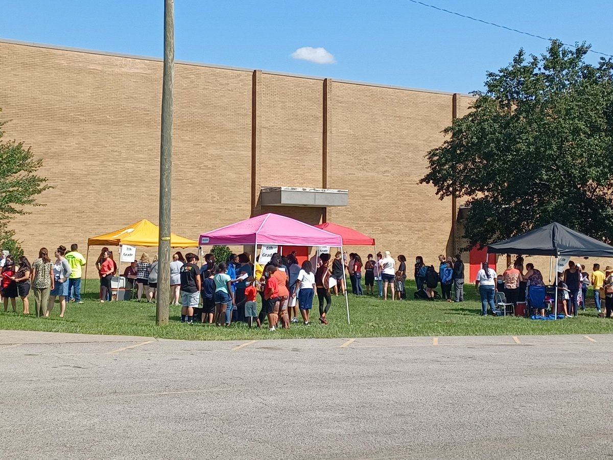 We had a blast today at our annual Popsicles on the Patio events. We loved meeting our new students and see returning faces.  We can't wait until August 10th when we are all together again!
