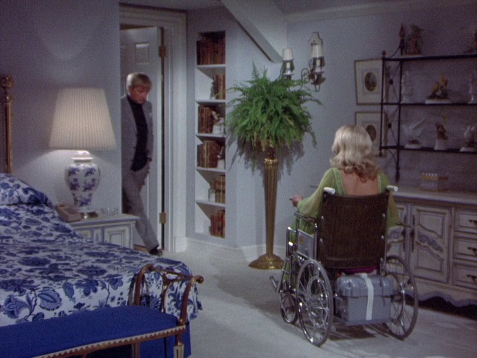 Interior Design on Columbo & Poirot (@interiorcolumbo) on Twitter photo 