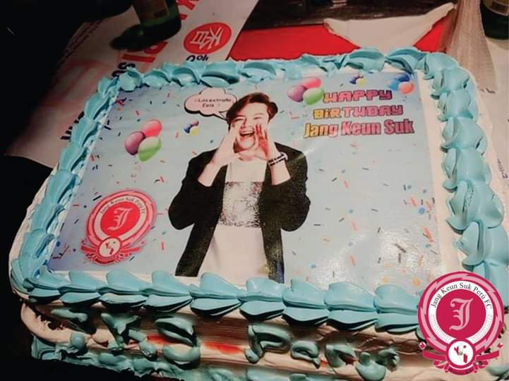 Seguimos celebrando el cumpleaños de @AsiaPrince_JKS 🥳🎂🥰😍👑.

#장근석생일축하해
#HBD_JangKeunSuk
#0804JKSday
#Happy_JKS_day
#장근석 #JangKeunSuk
#チャン・グンソク #張根碩 #JKS
#雨恋