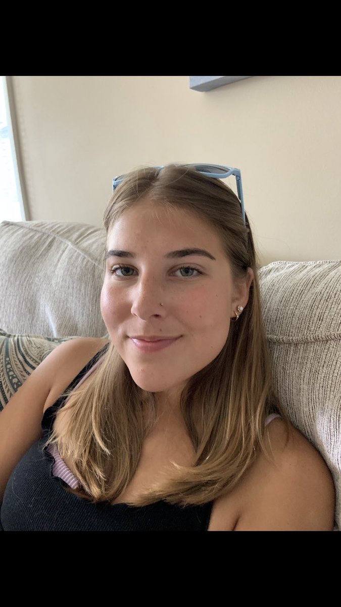 Ryank1922's tweet photo. She didn’t even know I was taking pics so it just shows how genuinely beautiful she is 🤩😍 https://t.co/J53bckKkoJ