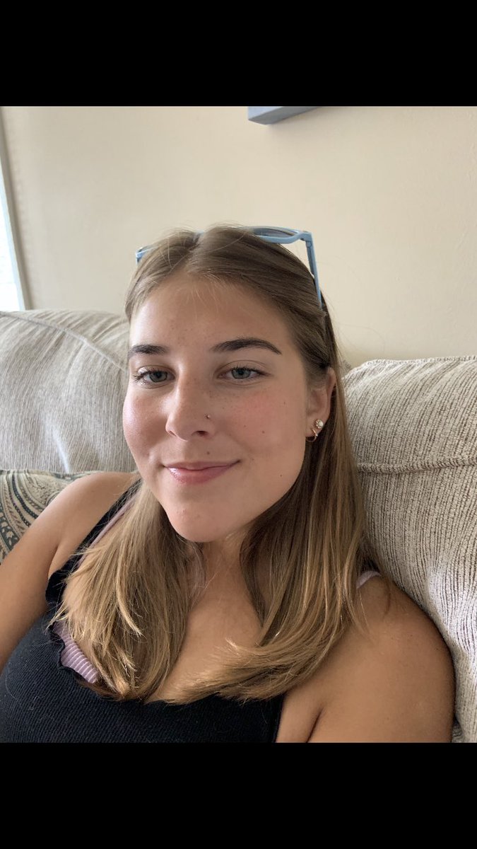 Ryank1922's tweet photo. She didn’t even know I was taking pics so it just shows how genuinely beautiful she is 🤩😍 https://t.co/J53bckKkoJ