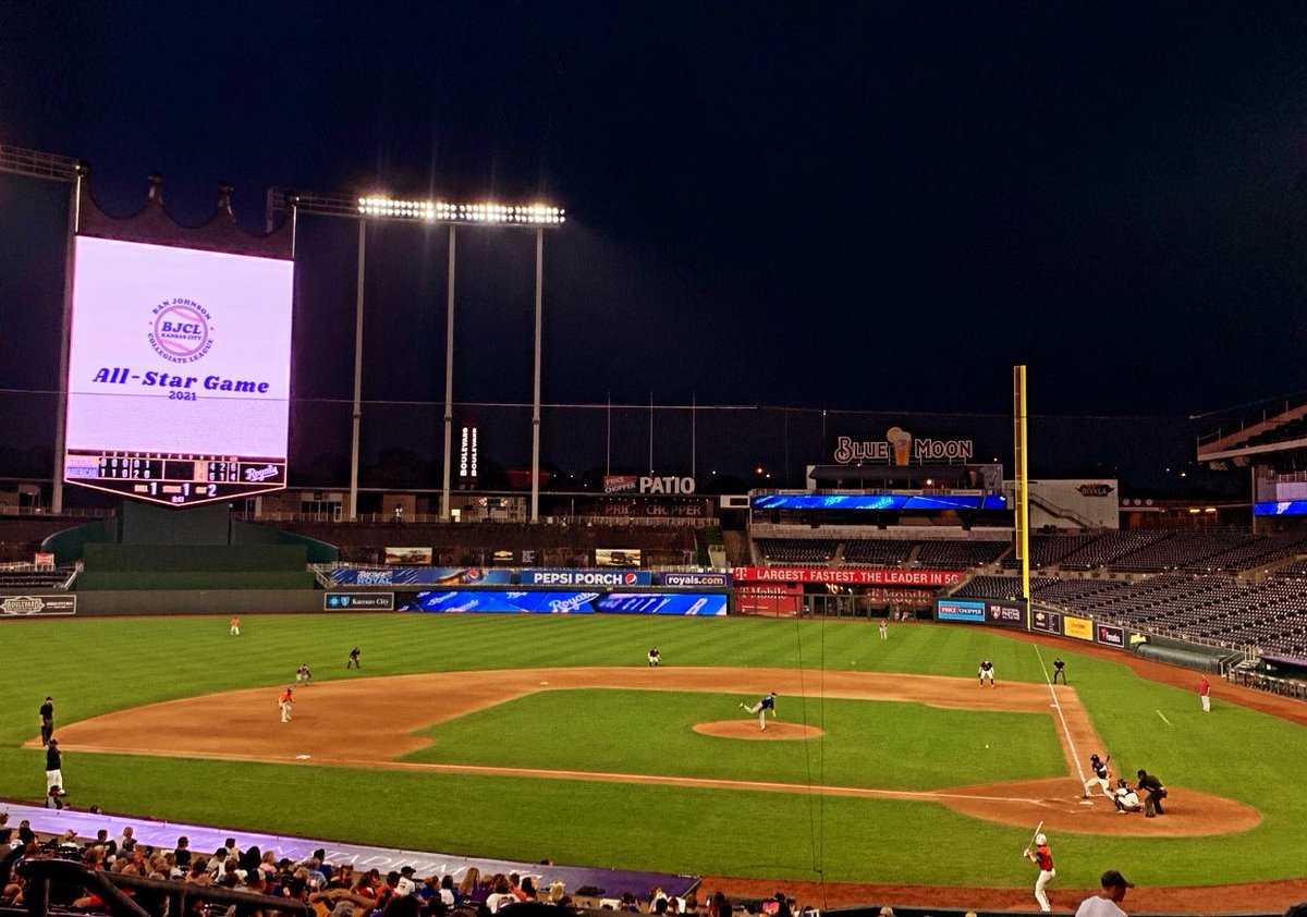 TopSpeedLLC's tweet image. Cool experience getting to watch multiple #TeamTopSpeed guys play tonight in the @BanJohnsonBSB All-Star Game @ Kauffman