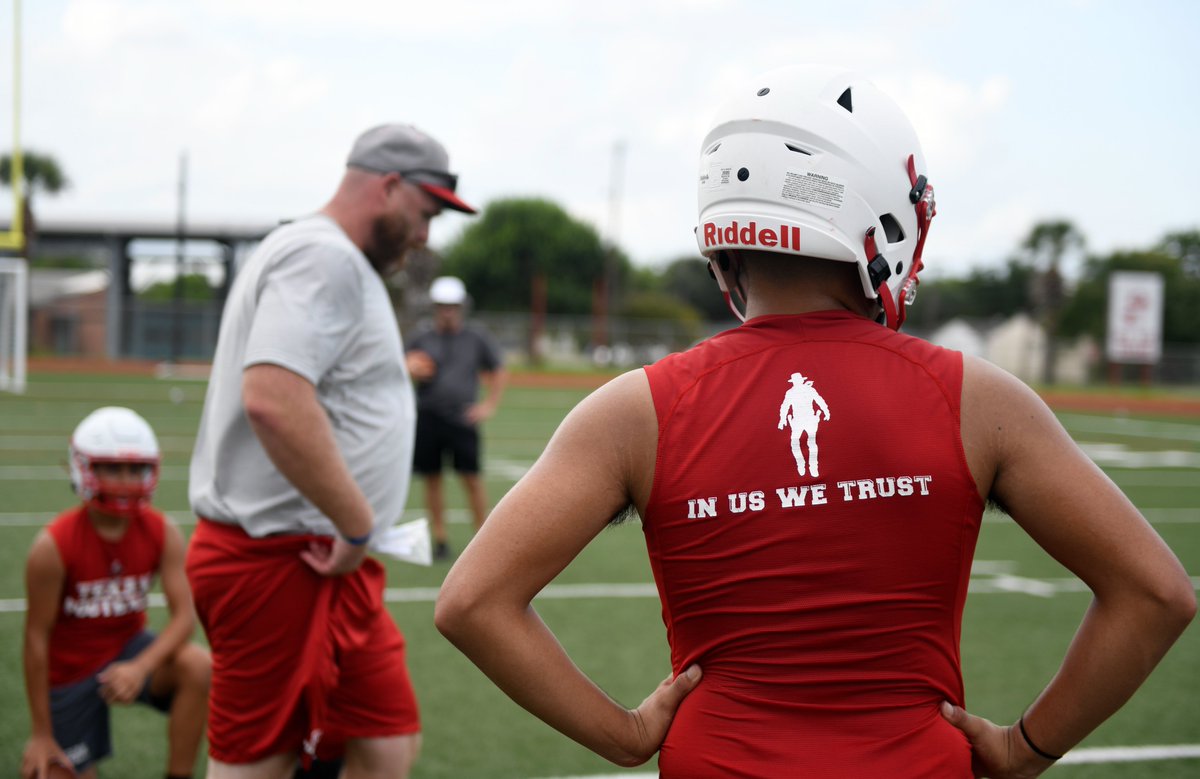 Also made an appearance to Ray's practice. Here's some moments from the Texans' practice: