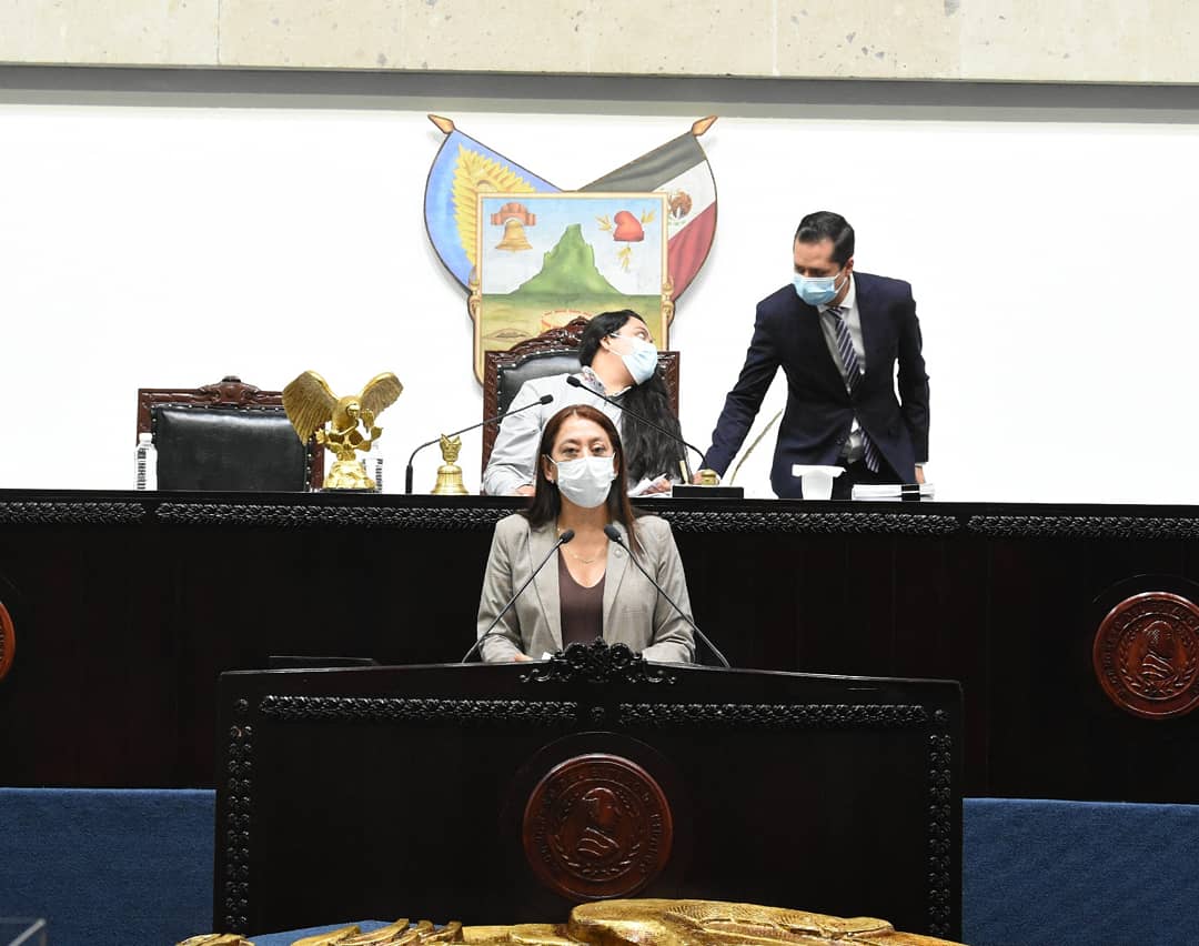 Exhorto a la CEDH  la PGJH y la SSPH para que implementen los protocolos adecuados para las revisiones de mujeres y niños que visitan los centros de detención y readaptación del Estado, ya que en ocasiones reciben trato humillante o denigrante por parte de los custodios.