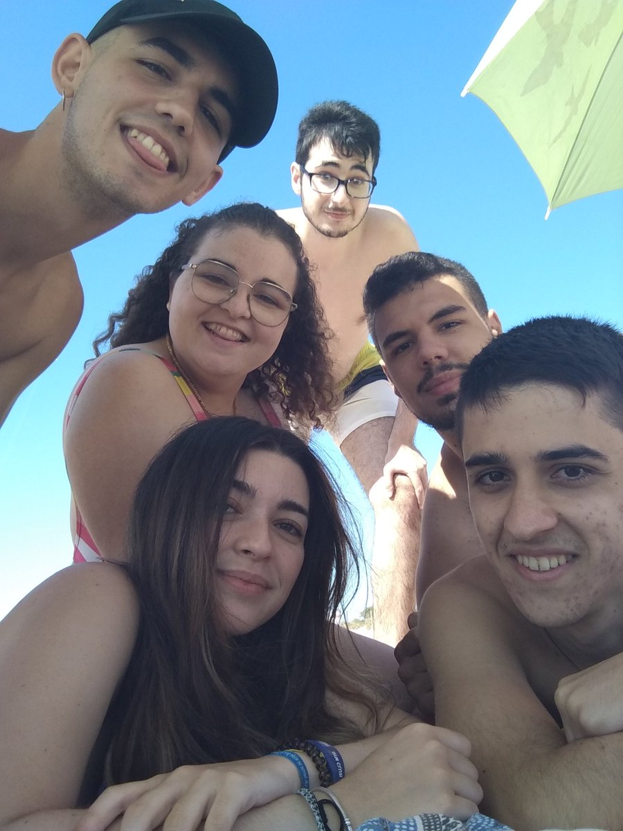 ireimo's tweet photo. ✨PLAYA Y AMIGOS✨ https://t.co/beQb4CRRge