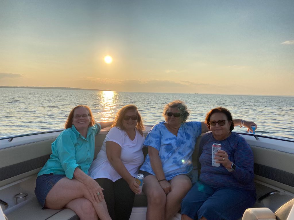 Mineola past and present gather for a relaxing day! Grateful for my friends.