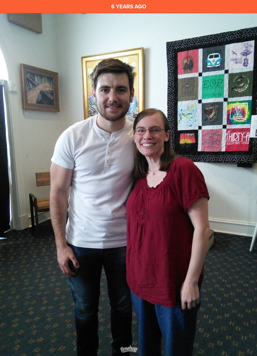 sareja86's tweet photo. The last time I saw @Emmetcahill in concert was 6 years ago today (July 28)! 
That doesn't seem right! Time flies!!  😮 😉

Hope you &amp; CT go on tour next year! 
I've missed you guys so much! 

🤗 🎶 🍀

#irishsingers #tour #ImSoShort https://t.co/50GEzfm6te