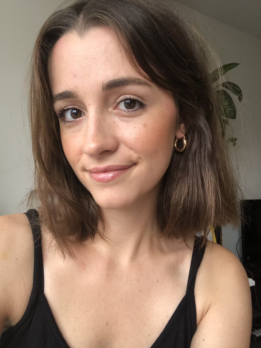 sarah lavender 🌱 on X: New hair! Might also get bangs again, idk well  see 🙆‍♀️ t.coyXBOJKoUbR  X