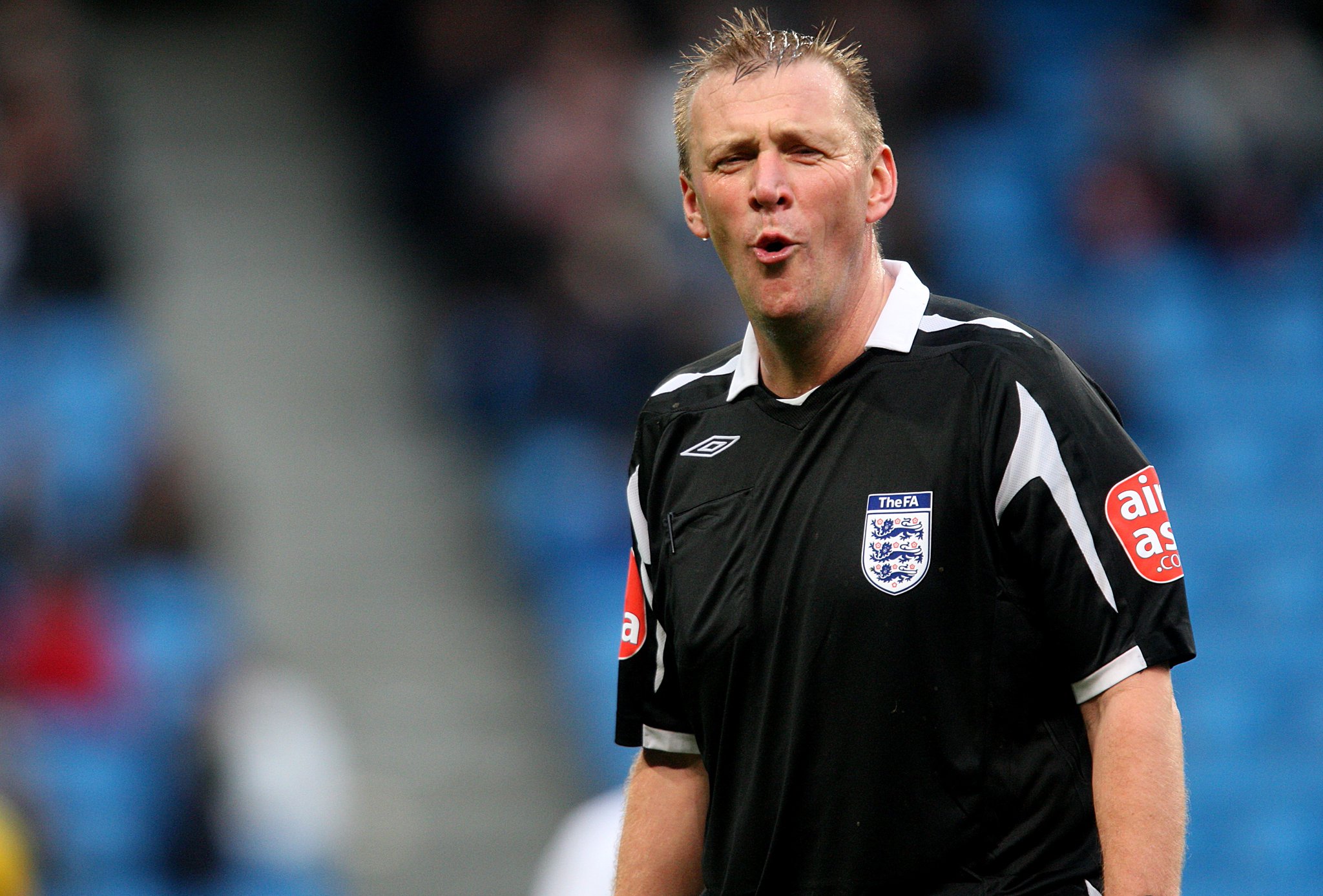  Happy Birthday Graham Poll, 5  8  today Fill in the blank, he hated______ 