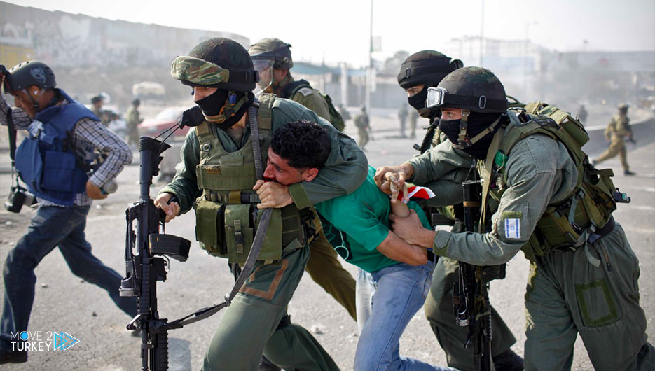 Larry Cohler-Esses tweet media