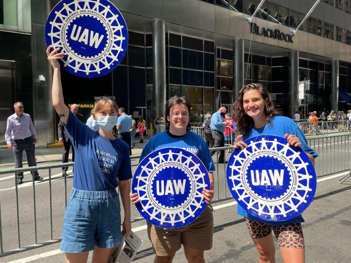Blue School Union (@blueschoolunion) on Twitter photo We are proud to stand with striking Alabama <a href="/MineWorkers/">United Mine Workers</a> this morning! Worker solidarity makes us strong 🤝 We are proud to stand with striking Alabama <a href="/MineWorkers/">United Mine Workers</a> this morning! Worker solidarity makes us strong 🤝