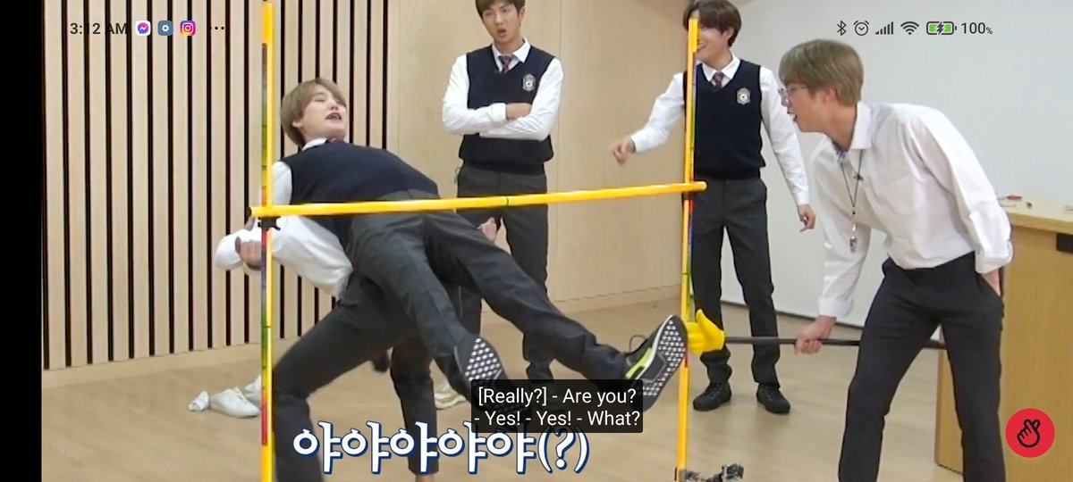 Jajanghyung's tweet photo. One of the reasons why my bias are Taehyung and Yoongi. HAHAHAHAHAHA Their tandem were so funny. HAHAHAHAHA 🤣🤣🤣 #RunBTSep113 https://t.co/qA0nNHwK7P
