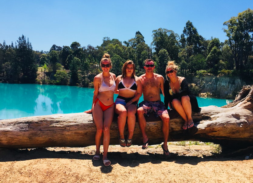Travelaura_'s tweet photo. Time spent with friends at Black Diamond Lake near Collie, Western Australia! It was bliss! #AnotherDayInWA #ThisIsWA #OnlyInWA https://t.co/UdkO8flZQv https://t.co/Z7qcqcaW3q