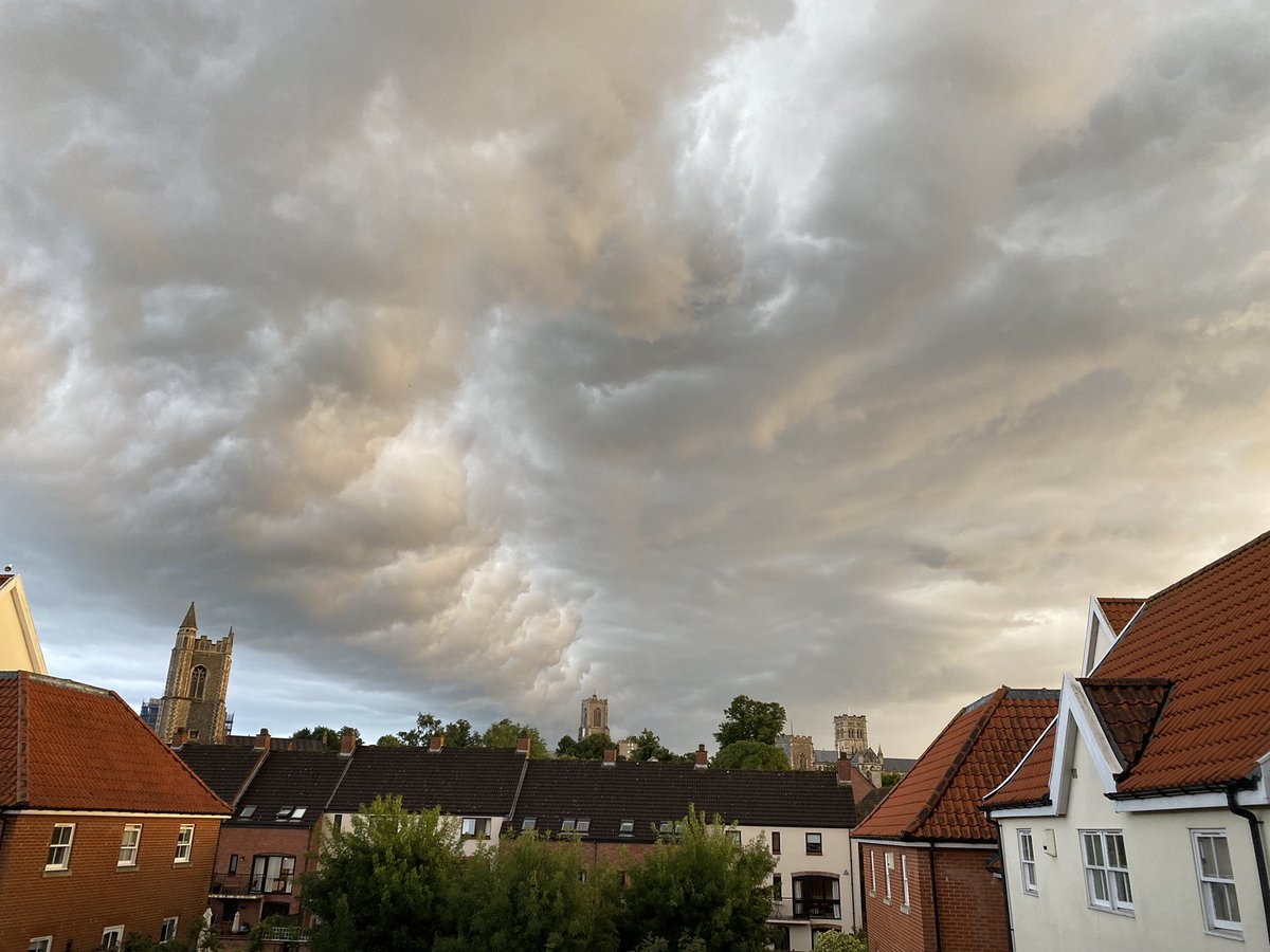 Weird skies above Norwich….