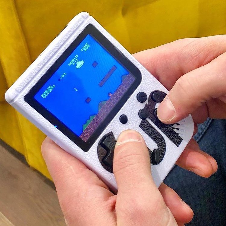 ¡Vuelve a lo retro! Con el súper game box con 400 juegos integrados incluye su control, Cable para transmitir en la TV ✅RD$ 995.00 🚚 Hacemos envíos. 

Ordena vía whatsapp 📲809-965-4810 

#supgamebox #supgame