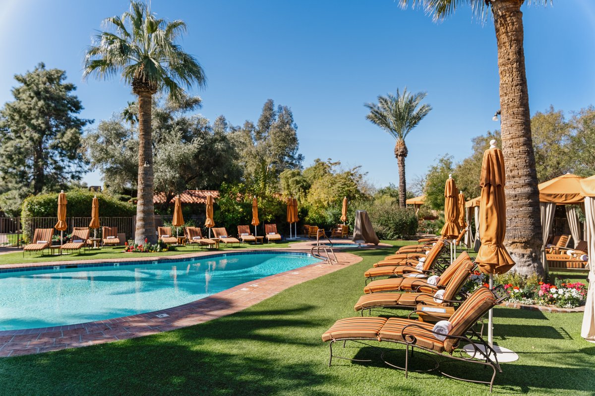 Hermosa Inn tweet media