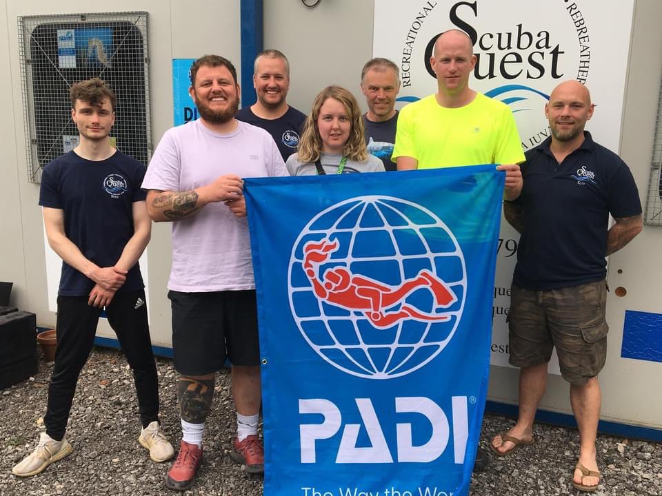 ScubaQuest_UK's tweet photo. ScubaQuest would like to congratulate Peter Caddick, Michael Brown and Hannah Litchfield on passing their #PADI Open Water &amp; drysuit courses as part of the #Help4Heroes sports recovery programme. Thanks to @PADI &amp; @NDAC_co_uk for all your support #scuba https://t.co/gxoIpeHueF