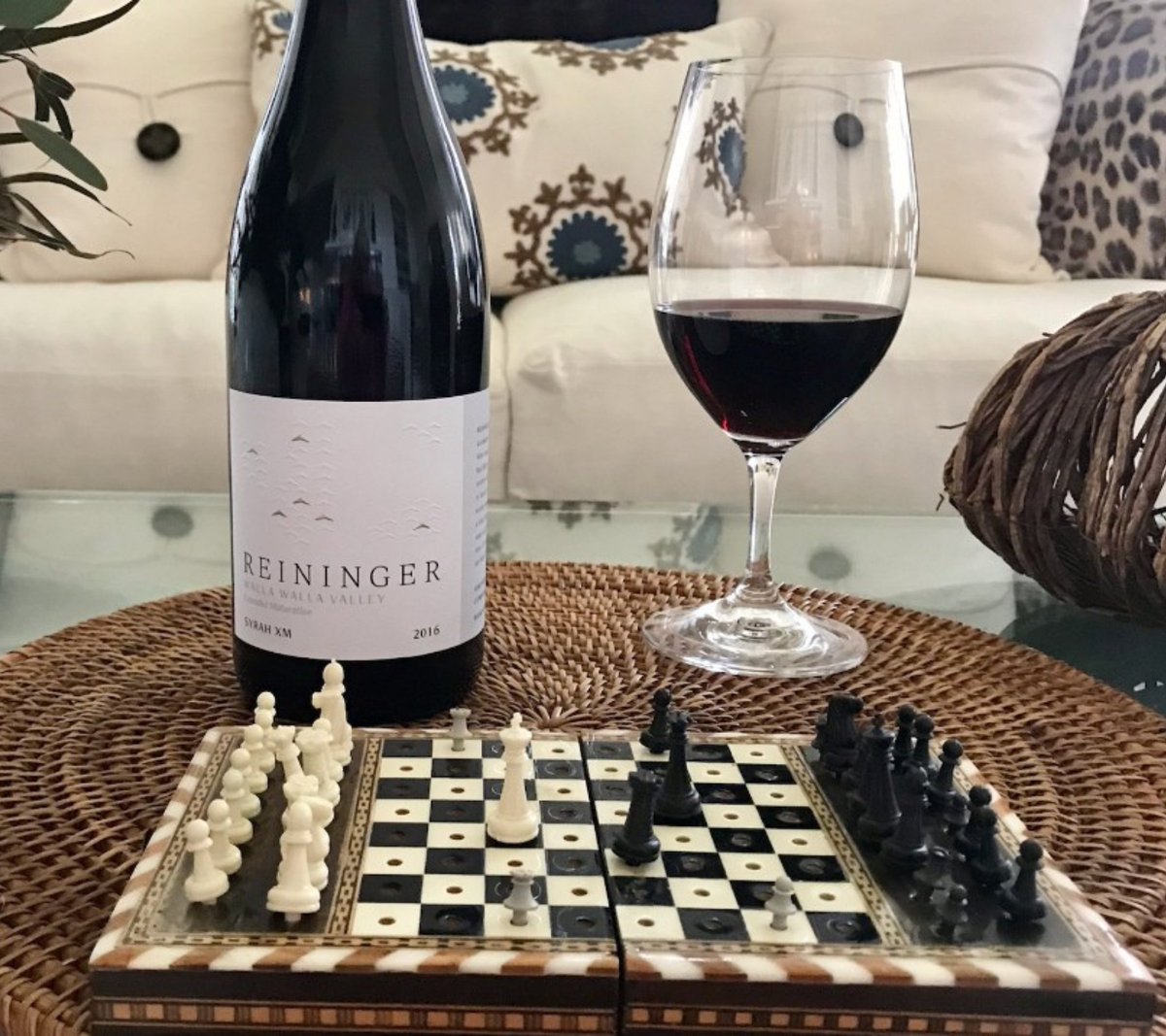 For your next Game Night, go for gold with #WallaWallaWine! 🏆 Whether Game Night means tuning into the Olympics or breaking out your favorite board game, enhance your evening with a pairing. #WallaWalla12

Learn more about pairing wine with Game Night at wallawallawine.com/12-game-night/!