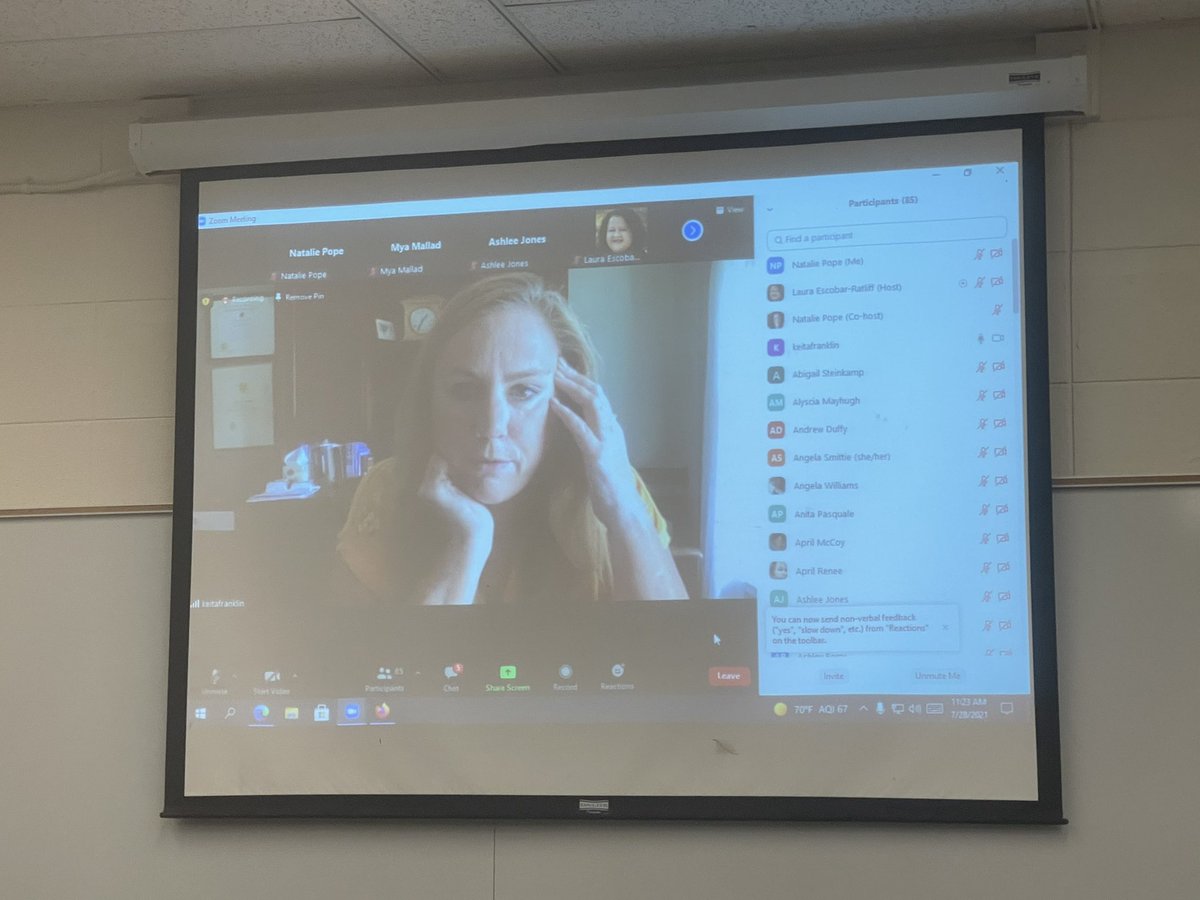 DrSherickaSmith's tweet photo. Rez week, Day 3! Not gonna lie… I’m exhausted. But it’s been amazing connecting with the professors and classmates I’ve been working with for over a year! #RezWeek #DSW #DSW2022 @ukcosw @nataliedpope224 @LauraE_R @DrJayMiller1 @ConnerLaneshia https://t.co/ionhHeQG4K