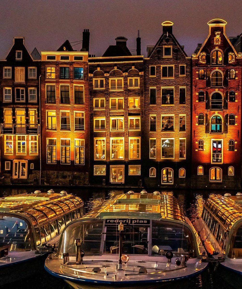 Mundo__Paisajes's tweet photo. Amsterdam es única.😍😎 https://t.co/e3VtIIqeBY