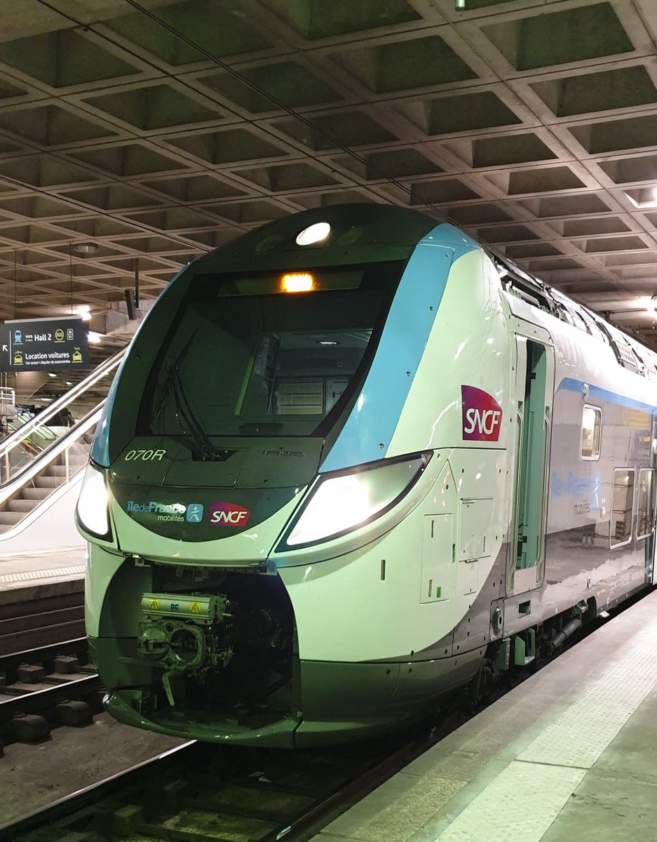 adcprg's tweet photo. ⚠️ InfoTrafic pour la rentrée :

#LigneN 
- Poursuite du service d'été la semaine jusqu'à Décembre. 

- Passage des Rambouillet à l'heure le samedi et le dimanche jusqu'à Décembre.

#ligneU 
- Poursuite du service actuel ( réduit)

Bon courage... https://t.co/51F6d073oL