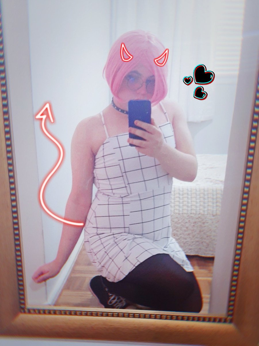 happykaos_'s tweet photo. I can be your angel or your devil! 😈💕
#devilgirl #devil #devilhorns #deviltail #angel #angelwings #angelgirl #alternativegirl #alternivestyle #kawaii #cute #waifu #renaichan #renai #ren https://t.co/7wYOgqqW9O