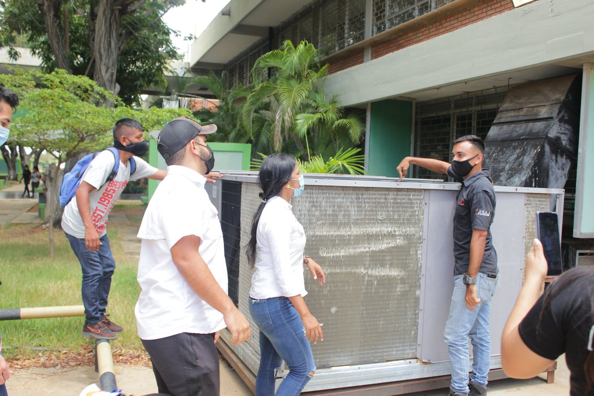 _fculuz's tweet photo. De esta manera, culminamos nuestro reciente #RecorridoPorLUZ este lunes, 26 de julio. En compañía de los movimientos estudiantiles que conforman la #FCULUZ. ¡Seguimos construyendo la Universidad que queremos! https://t.co/erM2bqgUDy
