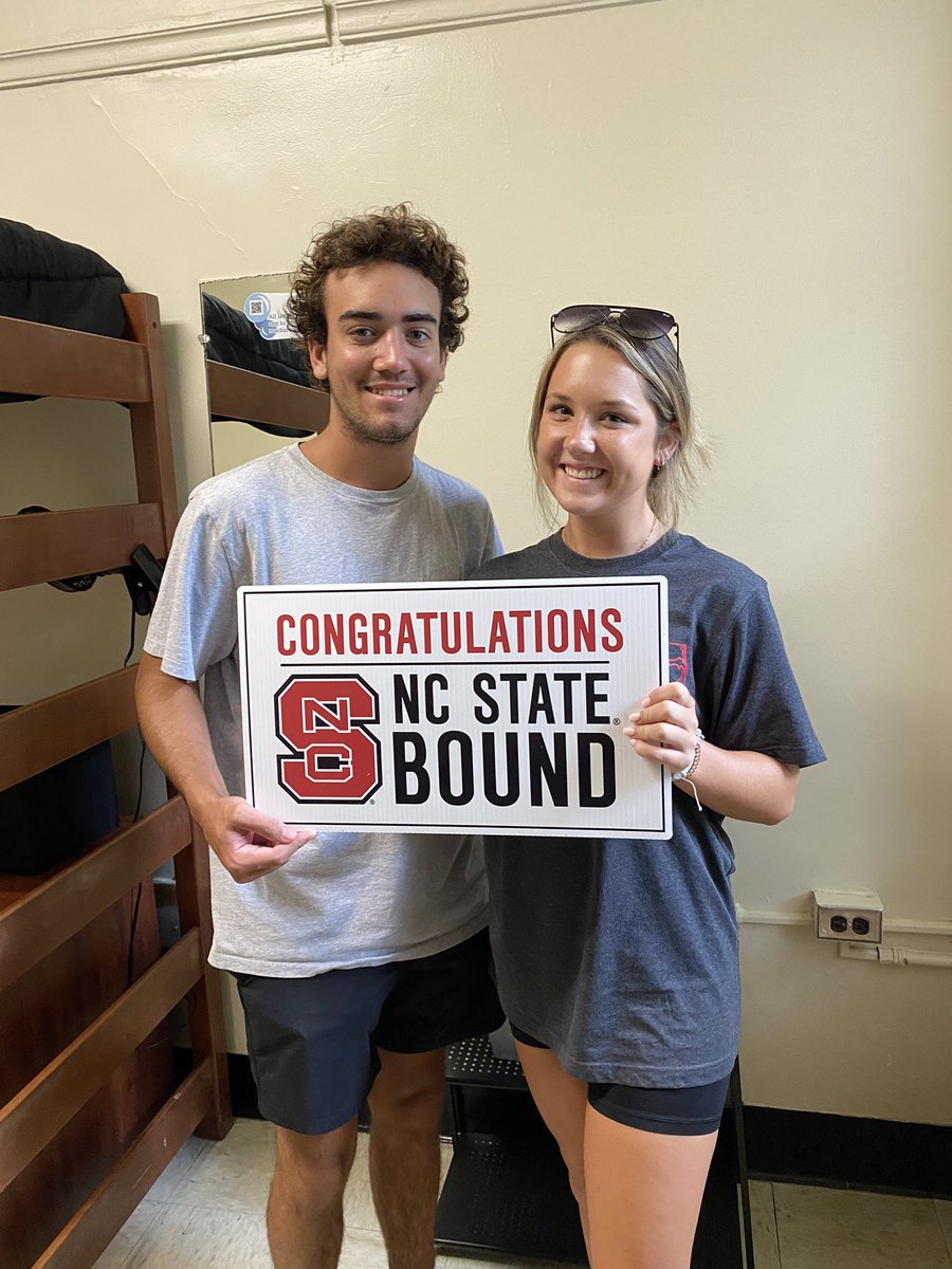 GeorgannaFisher's tweet photo. We had a great freshman orientation @NCState 2 weeks until move in date! Haleigh is so excited! #NCStateBound #MyCollegeGirl https://t.co/GH9CSYvnns