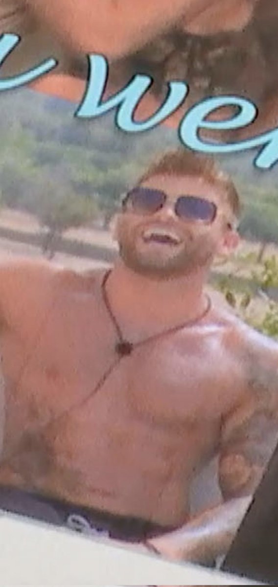 _X_UNKN0WN's tweet photo. The real problem here. #LoveIsland https://t.co/S3saz6F3hW