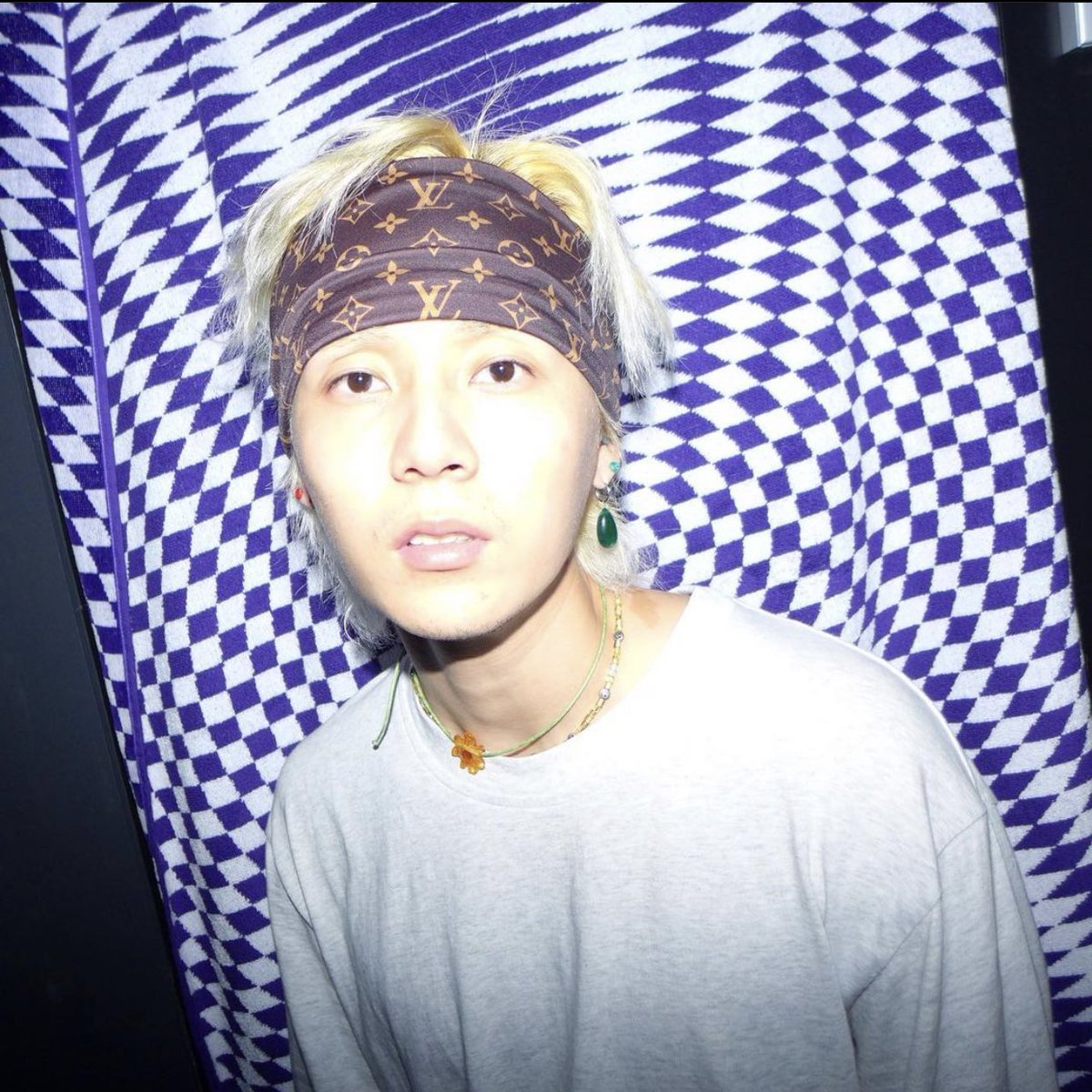 SLEIGHTHOUND's tweet image. ㅤ

     ⌇DAWN posted at 04:57a.m.
　　　—— with @GW_ENT。
　　　　##GWModels。

　　art comes in many shapes
　　sizes, even words. you can
　　criticise what you want, it’s
　　our interpretation。

ㅤ