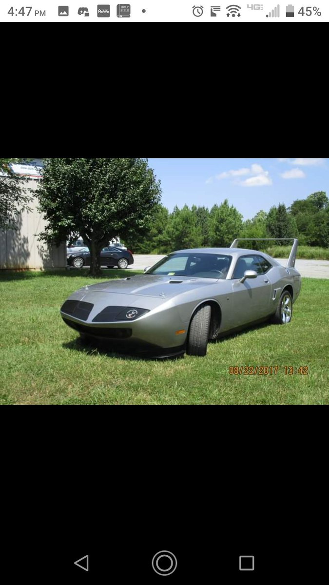 Cornbread243's tweet image. When Joe Dirt wins the lottery