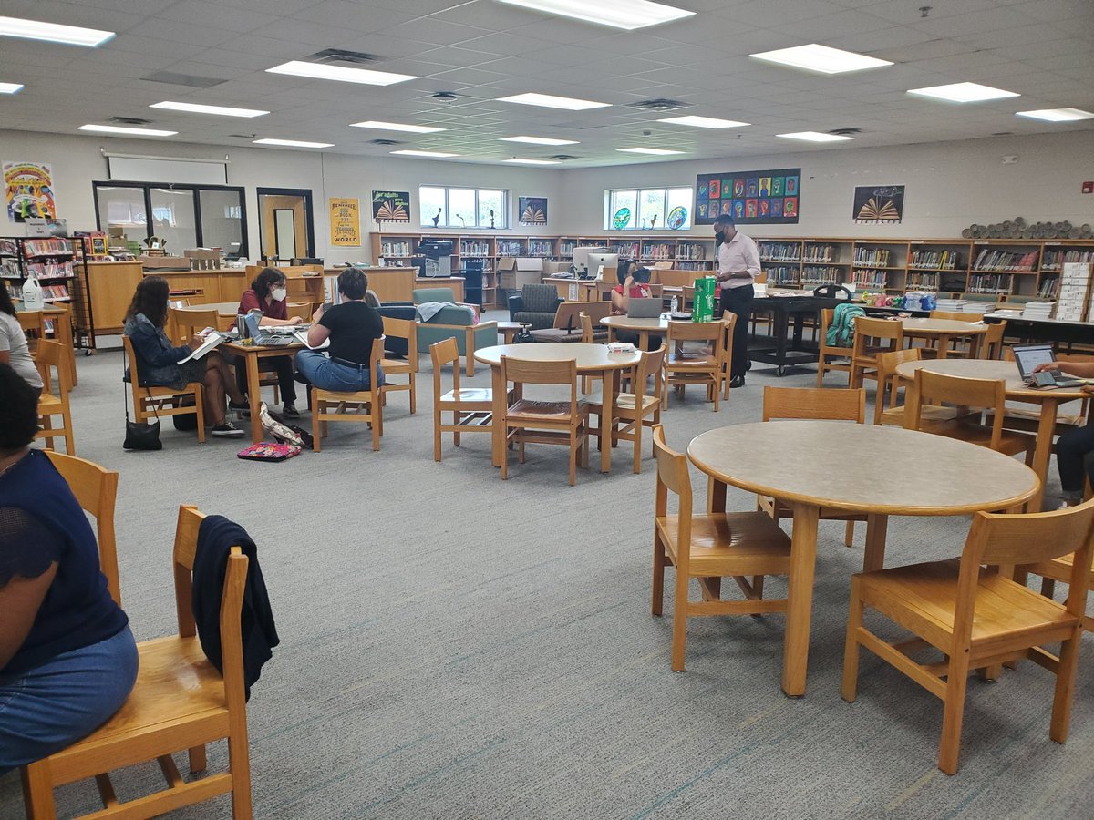 Mrs. Harvey's ESL tweet media