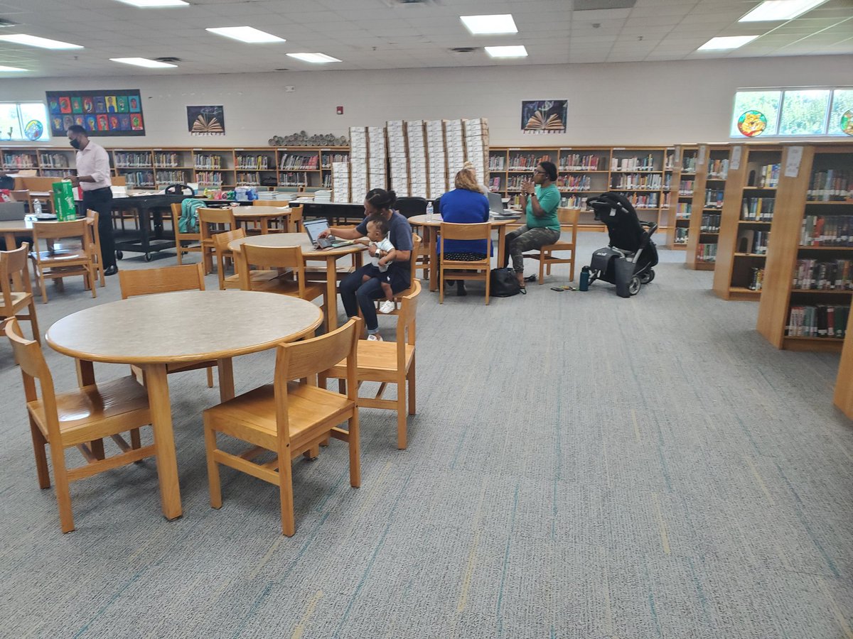 Mrs. Harvey's ESL tweet media
