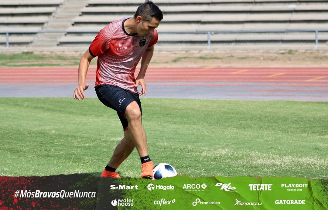 El cachoron en entrenamiento ⚽️👊🏻💪🏻💪🏻
#PaulAguilar #Teamaguilar #fcjuarez