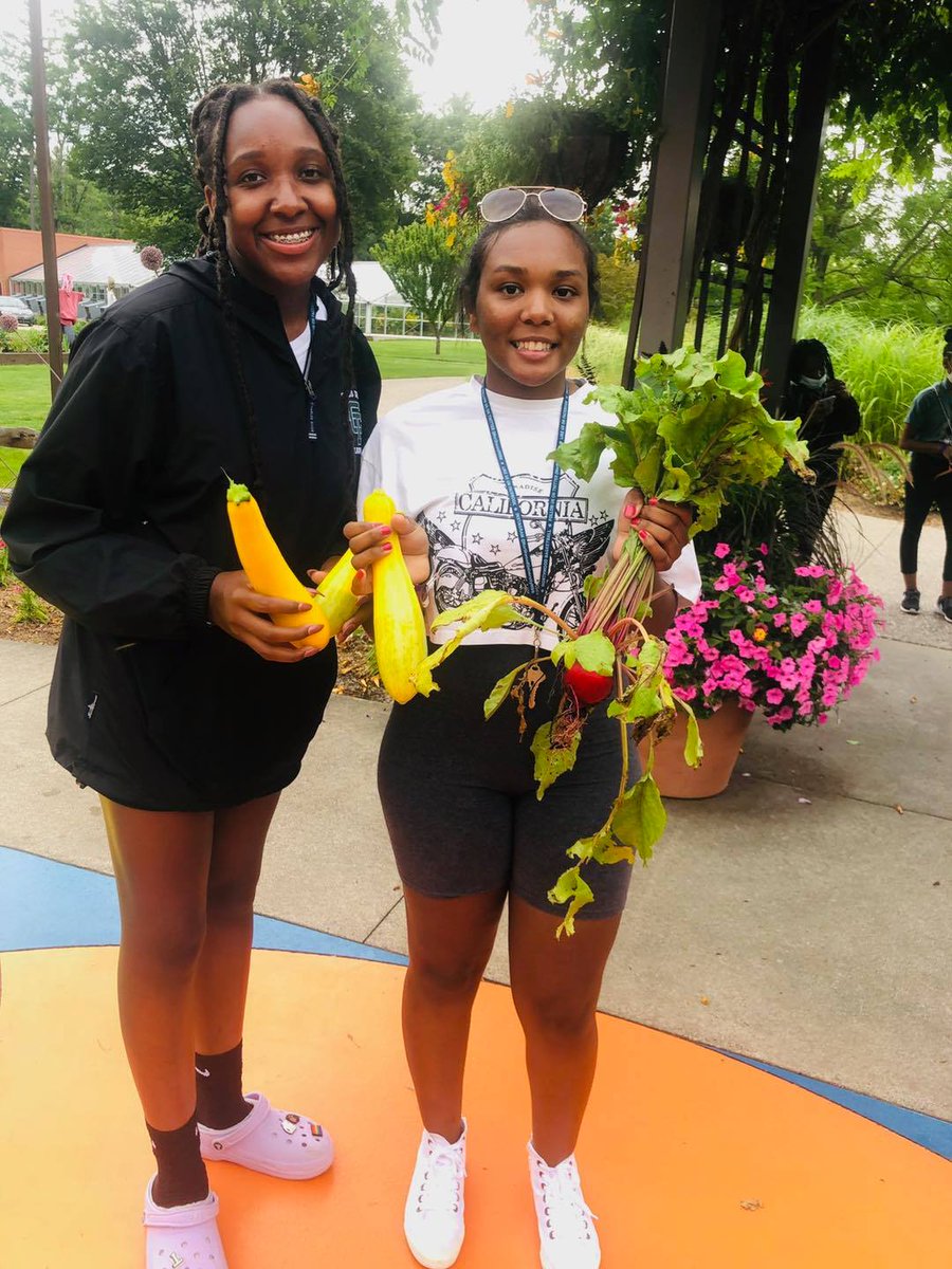 yptglobaledge's tweet photo. This week, YPT is traveling with @DetroitPAL to @NorthwoodU for the Dow S.T.E.A.M. Experience. Check out some of the learning and leadership development activities our youth are experiencing! #yptglobaledge #girlschangingthegame #DetroitPAL #STEAM @DowNewsroom https://t.co/gd9dEYPCbA