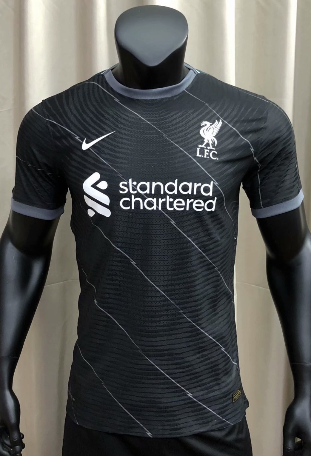 E7ac0aJWEAIBwcA?format=jpg&name=large