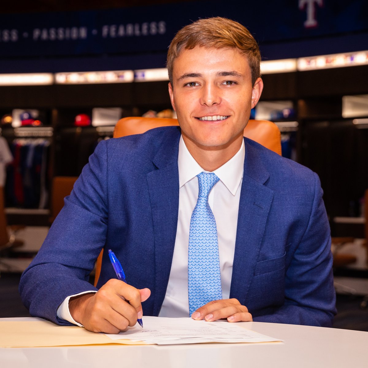 Rangers's tweet photo. Signed, sealed, delivered. https://t.co/XhaSW4evvN