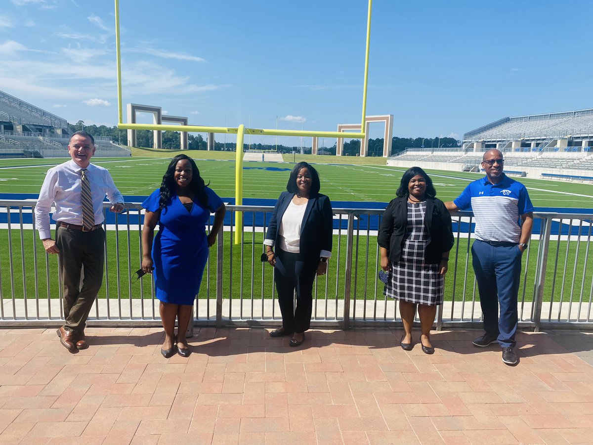 C. E. King Middle School (@kms_panthers) on Twitter photo KMS A-Team is back for year two and enjoying Sheldon ISD Leadership Institute. 🐾 <a href="/SheldonISD/">Sheldon ISD</a> <a href="/Sampson_Panther/">Ashley Sampson</a> <a href="/MrsMCrowder/">Mable Crowder</a> <a href="/TheLandrover/">Edward Taylor</a> <a href="/JorgeNavarroESL/">Jorge Navarro</a> @MisshunnaD KMS A-Team is back for year two and enjoying Sheldon ISD Leadership Institute. 🐾 <a href="/SheldonISD/">Sheldon ISD</a> <a href="/Sampson_Panther/">Ashley Sampson</a> <a href="/MrsMCrowder/">Mable Crowder</a> <a href="/TheLandrover/">Edward Taylor</a> <a href="/JorgeNavarroESL/">Jorge Navarro</a> @MisshunnaD