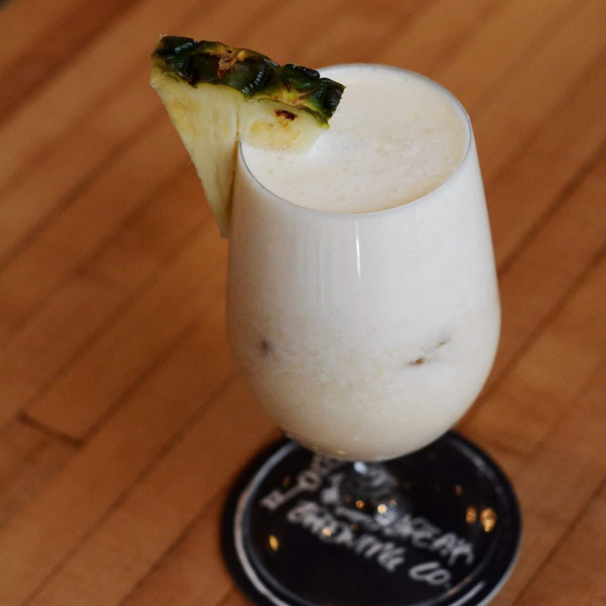 🎶If you like Piña Coladas…”🎶 you’ll love our latest cocktail. Our newest smoothie-style hard seltzer (HardWater: Piña Colada) w/<a href="/LYONRUM/">LYON RUM</a>’s Dark Rum + garnished w/fresh pineapple. It’s sweet + creamy + gives us all the tropical beach vibes 🌴#breakoutthebeer #andthecocktails