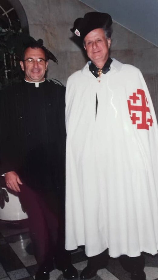 OessjV's tweet photo. "La misión específica asignada por el Santo Padre a la Orden es que permanezca vivo en la comunidad eclesial el celo hacia la Tierra de Jesús y sostener, allí, a la iglesia católica y la presencia cristiana" #FernandoFiloni https://t.co/haSyK8jQ5Z
